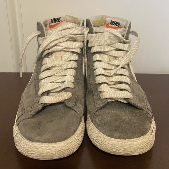 Nike blazer mid high grey suede high top sneakers GUC size 8 women's - Picture 4 of 6